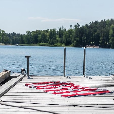 Sjoestuga Myttinge Värmdö Exterior foto